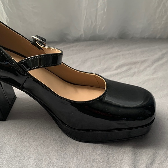 Sun + Stone Glossy Black Mary Jane Heels - Picture 5 of 13